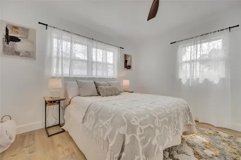 7454 Locust Street NE St Petersburg FL 33702