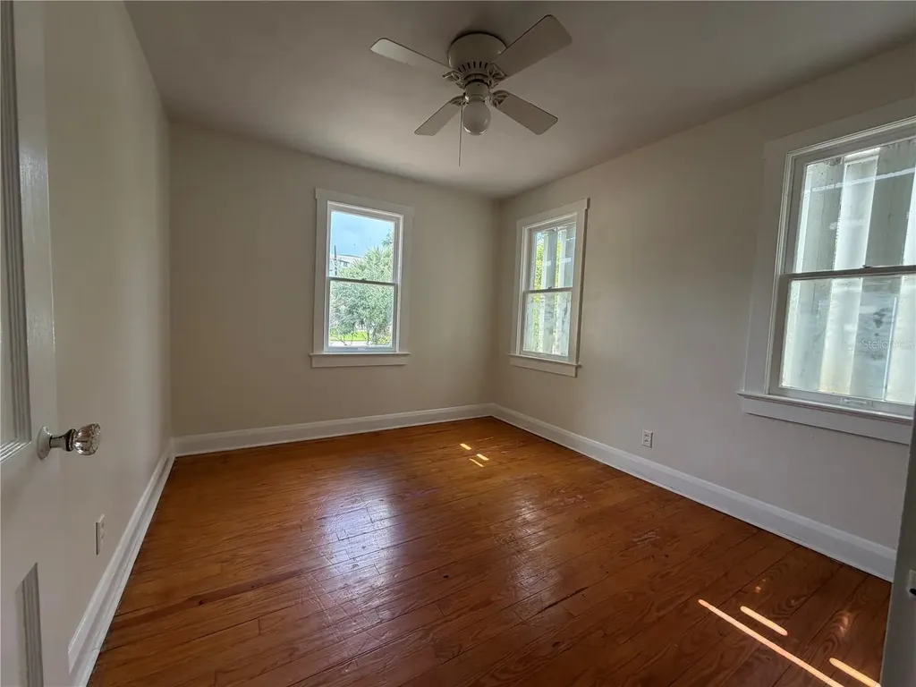 3815 W De Leon Street Tampa FL 33609