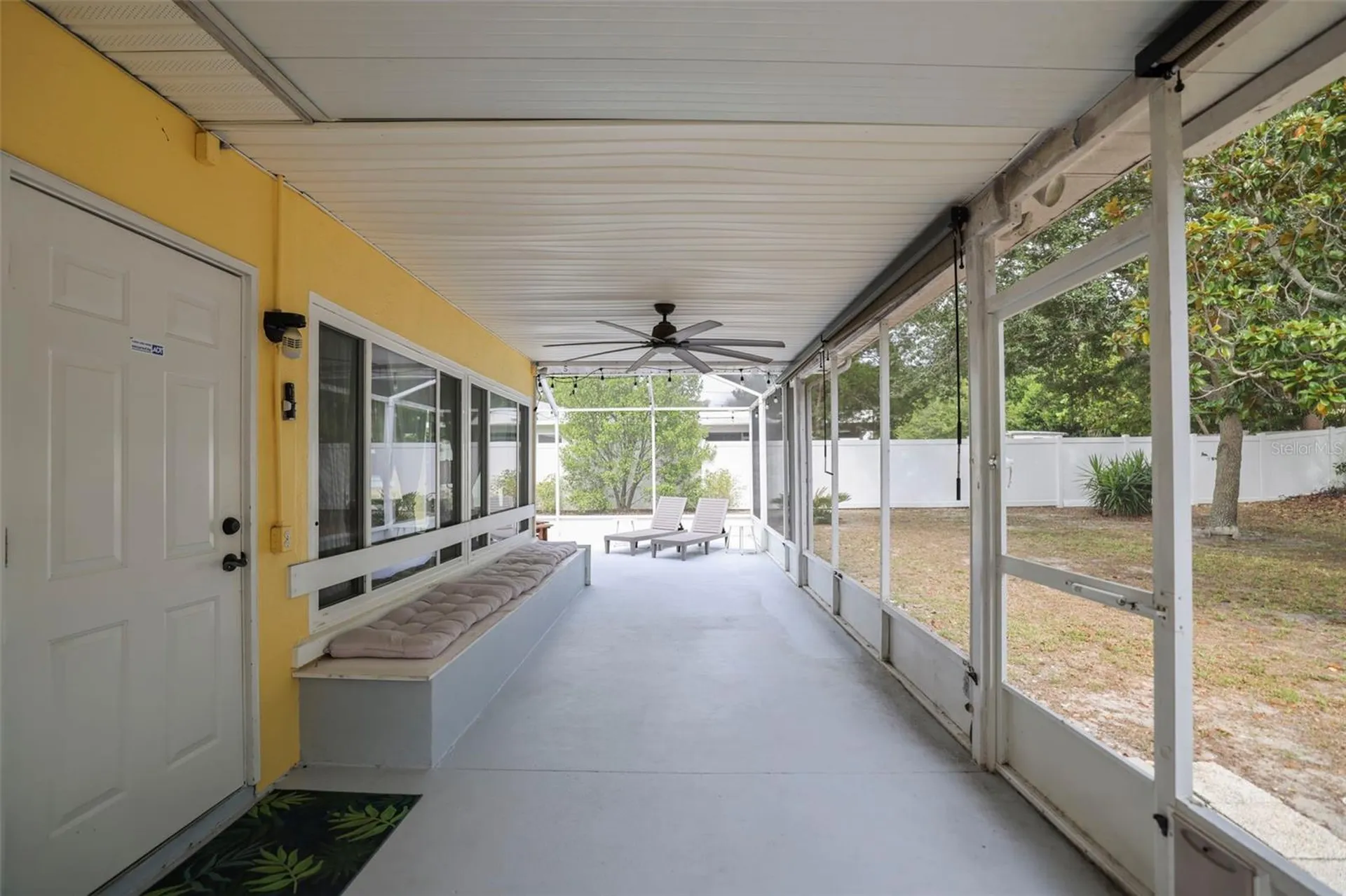 1121 Sunnydale Drive Clearwater FL 33755