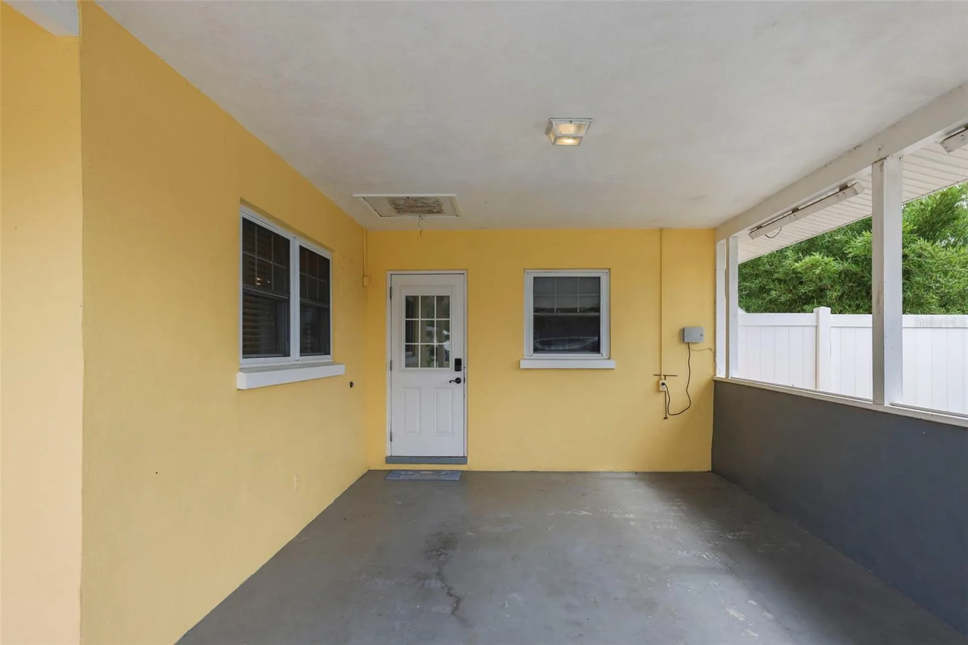 1121 Sunnydale Drive Clearwater FL 33755