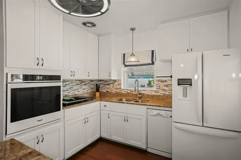1121 Sunnydale Drive Clearwater FL 33755