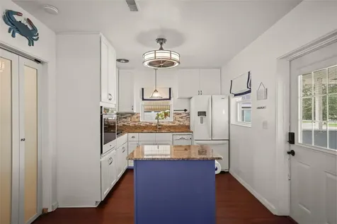 1121 Sunnydale Drive Clearwater FL 33755