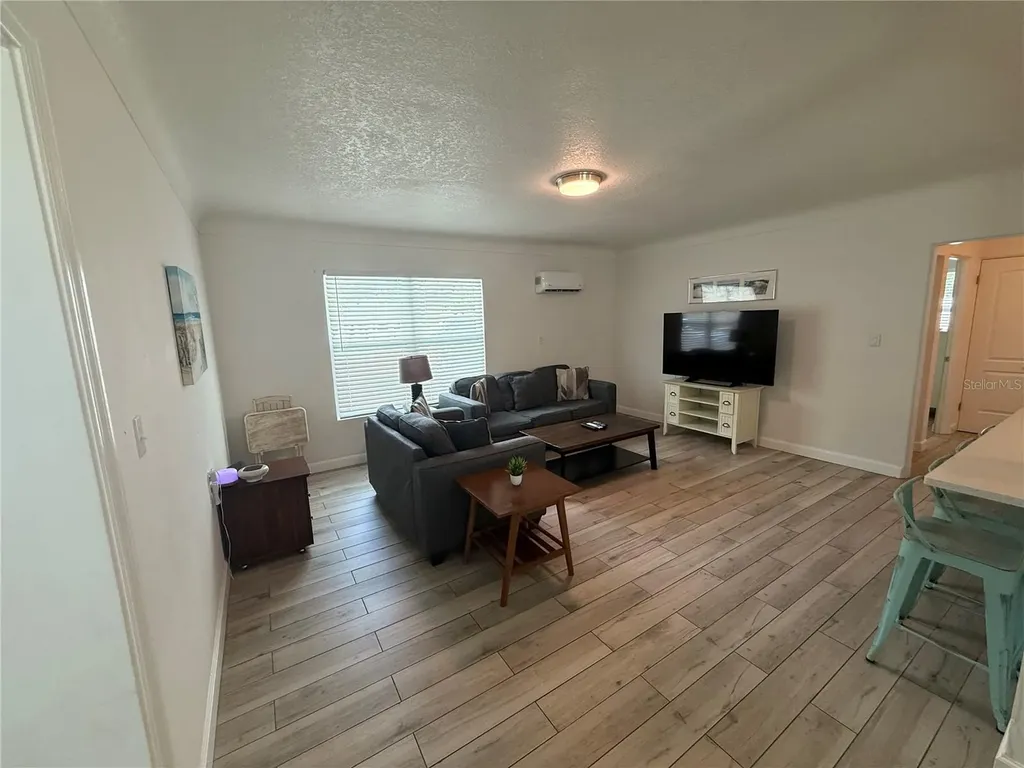 7511 1st Avenue W Bradenton FL 34209