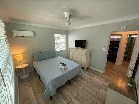7511 1st Avenue W Bradenton FL 34209