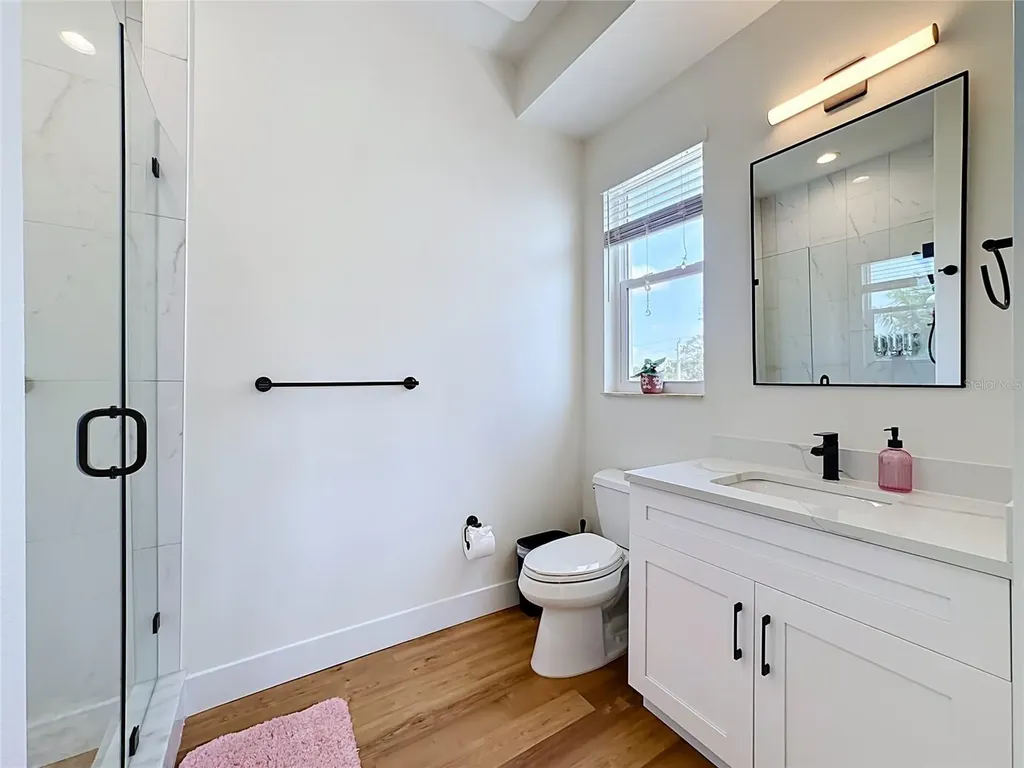 6925 Bochi Circle Sarasota FL 34242