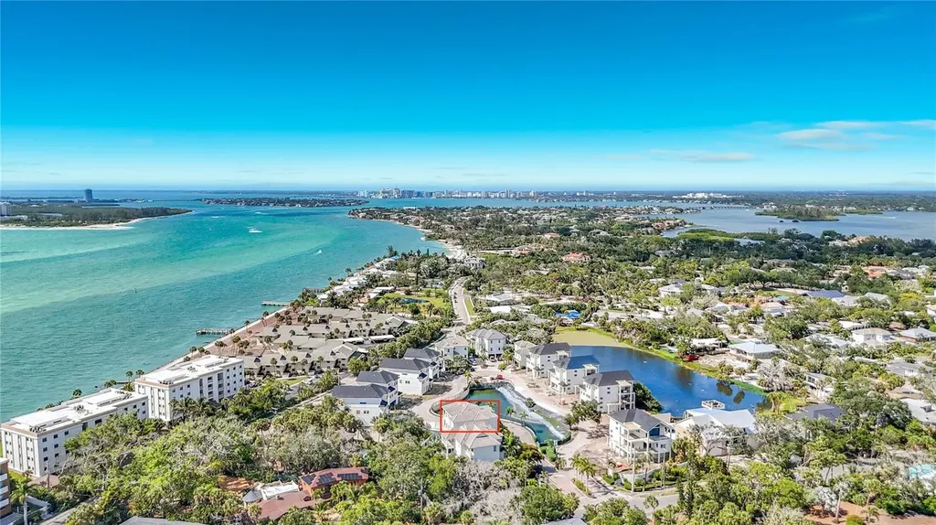 6925 Bochi Circle Sarasota FL 34242