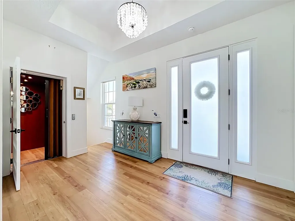 6925 Bochi Circle Sarasota FL 34242