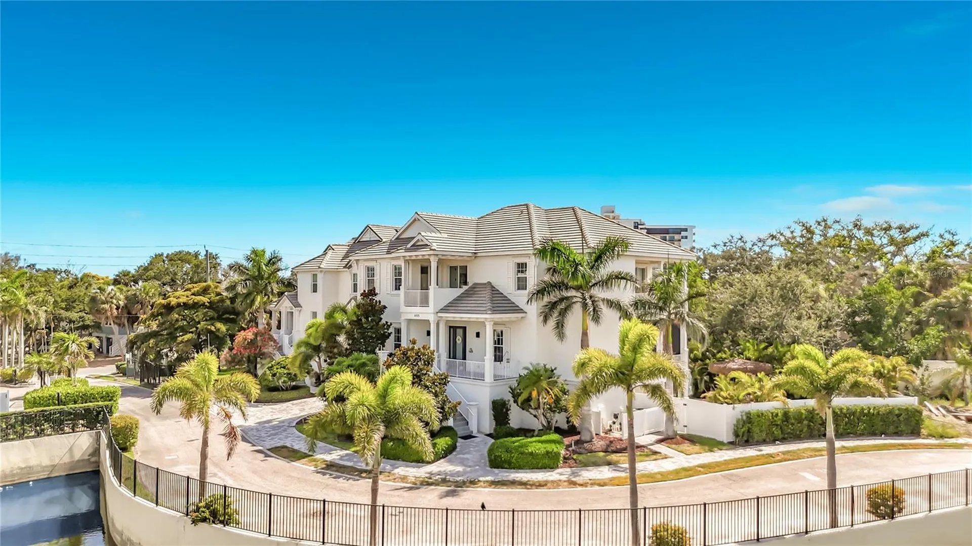 6925 Bochi Circle Sarasota FL 34242