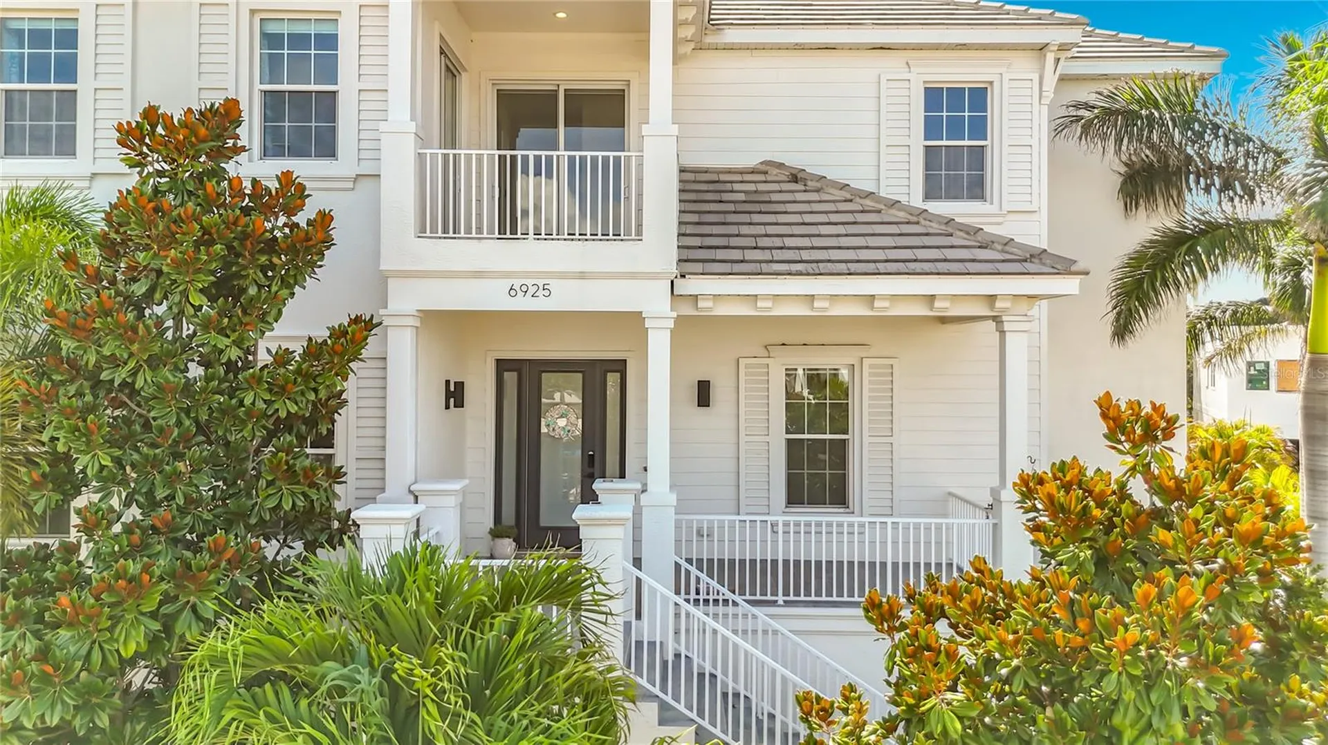 6925 Bochi Circle Sarasota FL 34242