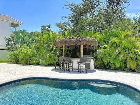 6925 Bochi Circle Sarasota FL 34242