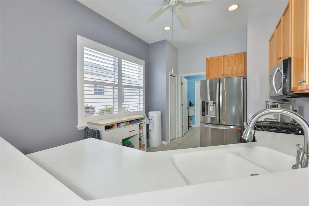 1050 Regal Manor Way Sun City Center FL 33573