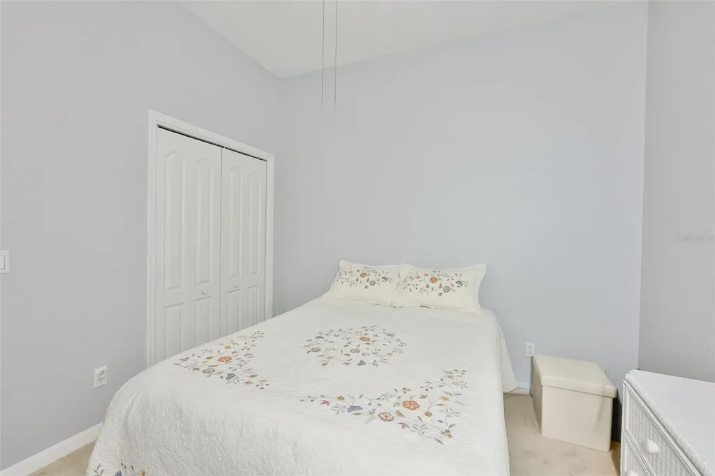1050 Regal Manor Way Sun City Center FL 33573