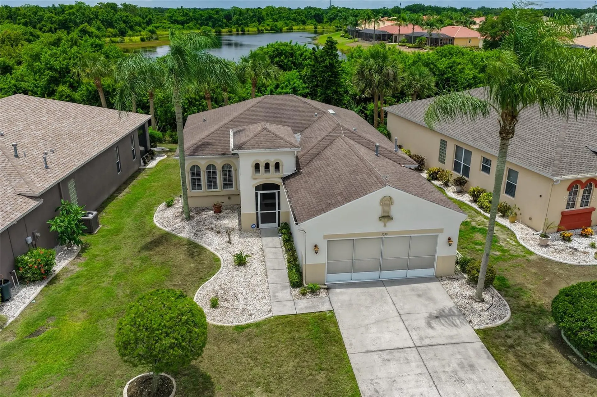 1050 Regal Manor Way Sun City Center FL 33573