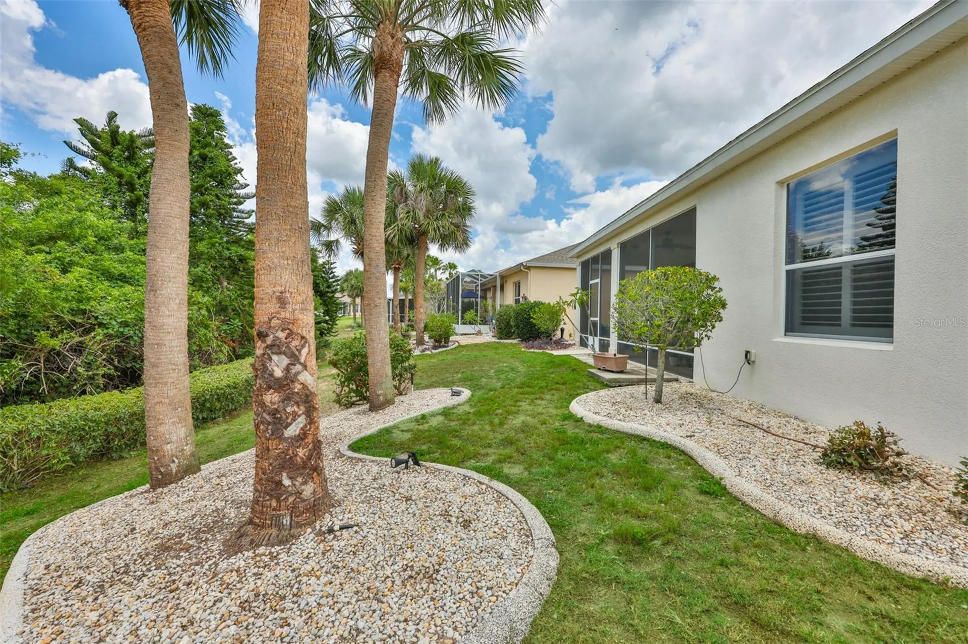 1050 Regal Manor Way Sun City Center FL 33573