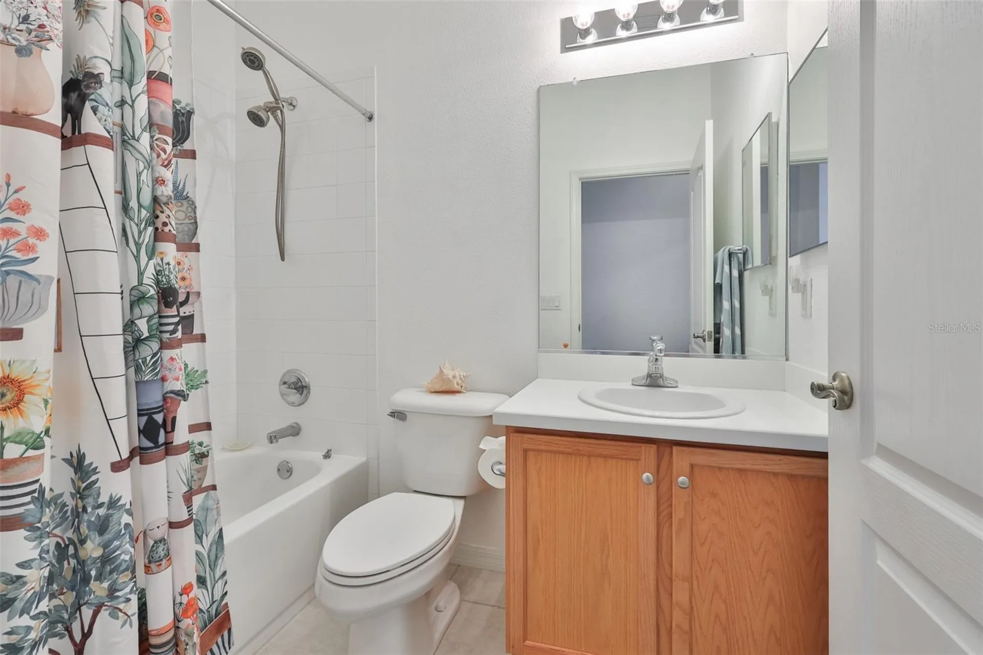 1050 Regal Manor Way Sun City Center FL 33573