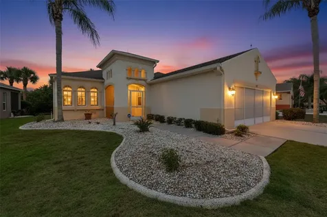 1050 Regal Manor Way Sun City Center FL 33573
