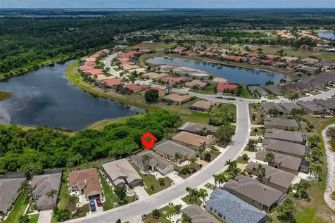 1050 Regal Manor Way Sun City Center FL 33573