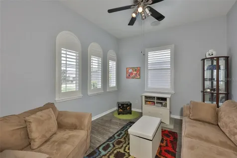 1050 Regal Manor Way Sun City Center FL 33573