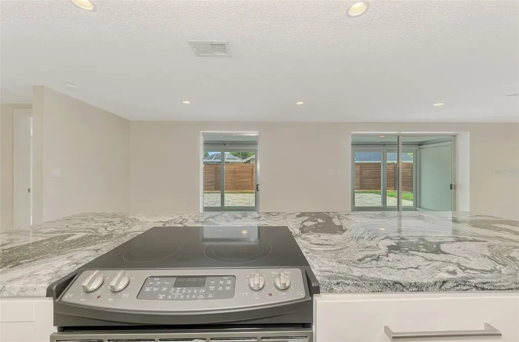2920 Gulf Gate Drive Sarasota FL 34231