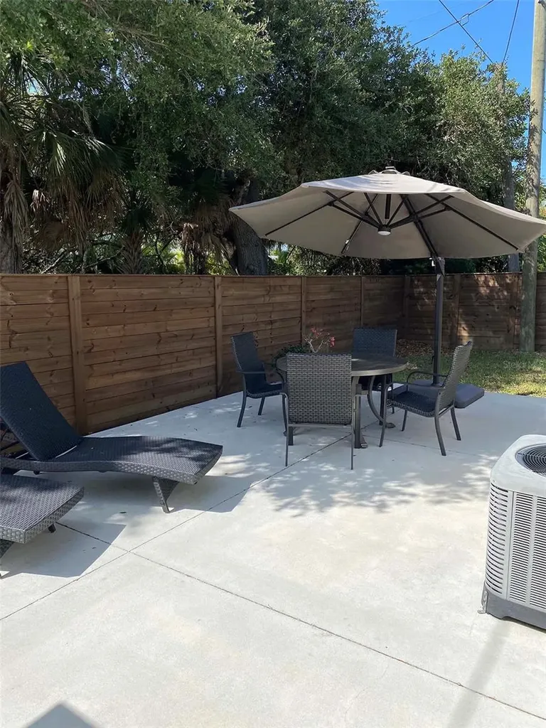 2920 Gulf Gate Drive Sarasota FL 34231
