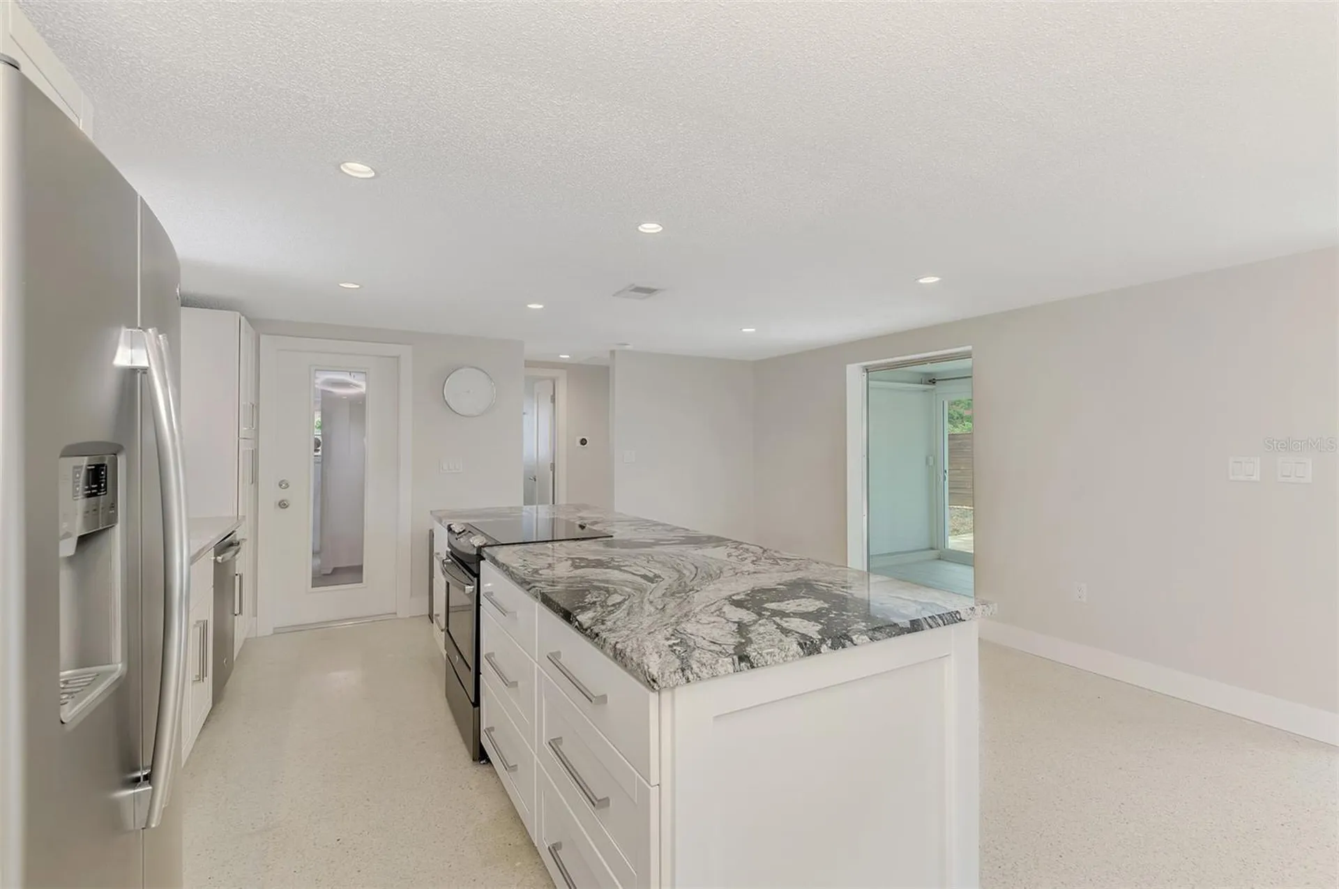 2920 Gulf Gate Drive Sarasota FL 34231