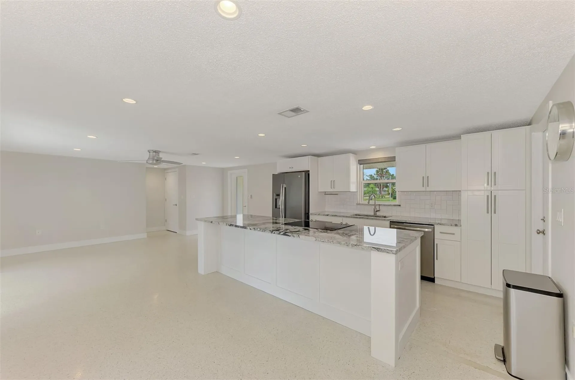 2920 Gulf Gate Drive Sarasota FL 34231