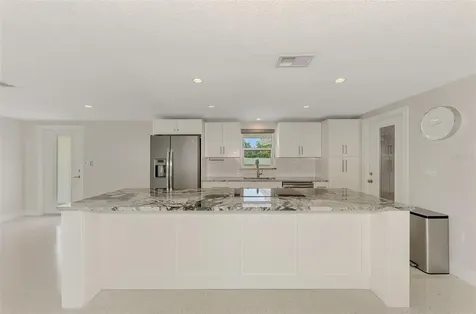 2920 Gulf Gate Drive Sarasota FL 34231