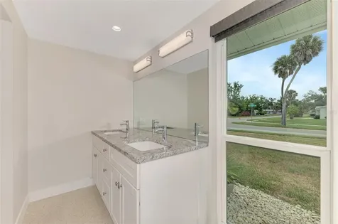 2920 Gulf Gate Drive Sarasota FL 34231