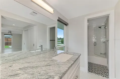 2920 Gulf Gate Drive Sarasota FL 34231