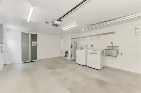 2920 Gulf Gate Drive Sarasota FL 34231