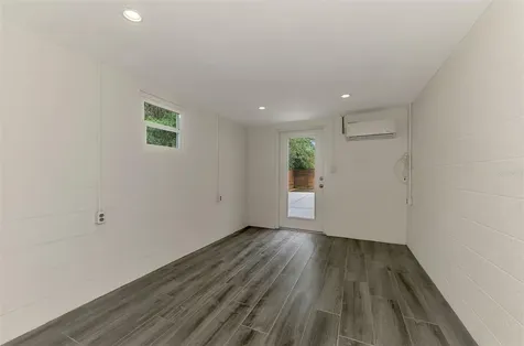 2920 Gulf Gate Drive Sarasota FL 34231