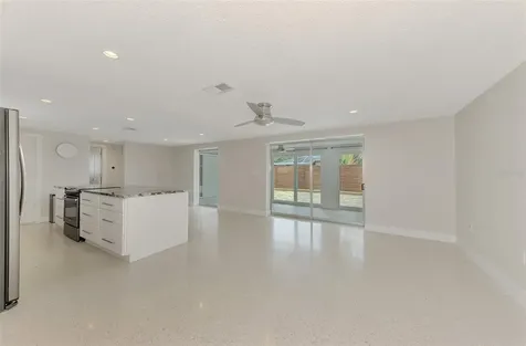 2920 Gulf Gate Drive Sarasota FL 34231