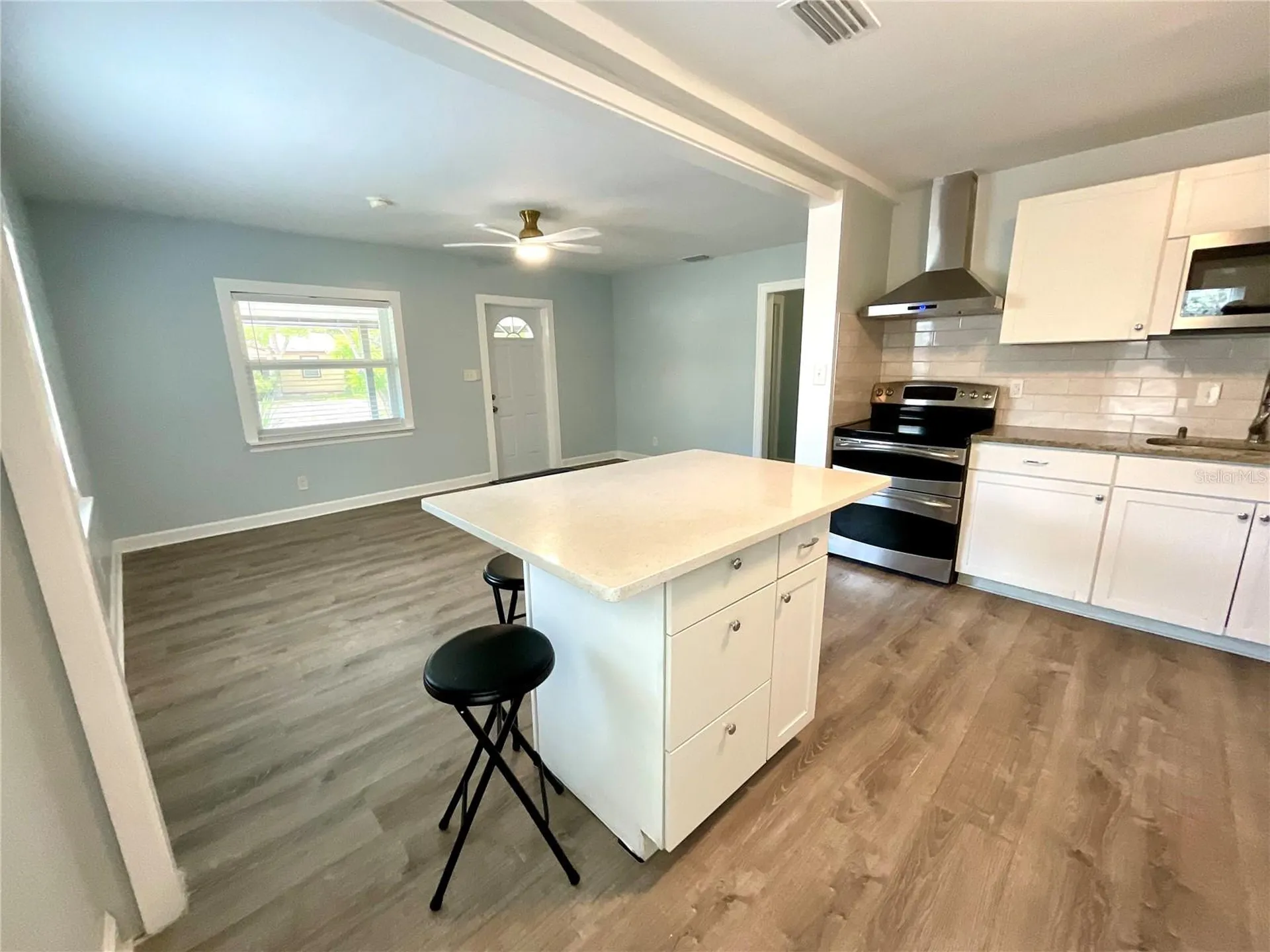 1844 Auburn Street S St Petersburg FL 33712