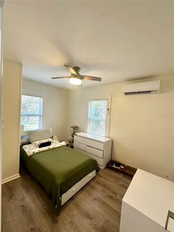 1844 Auburn Street S St Petersburg FL 33712