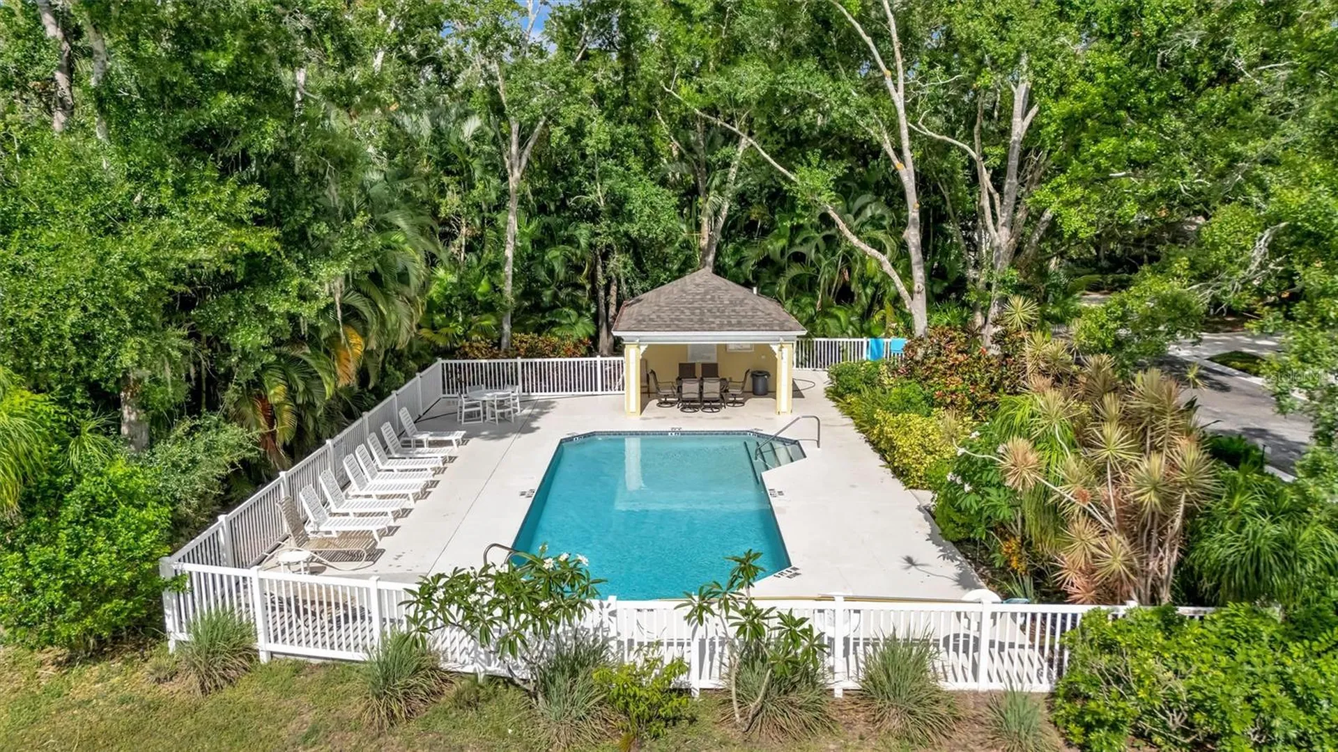 139 Tall Trees Court Sarasota FL 34232