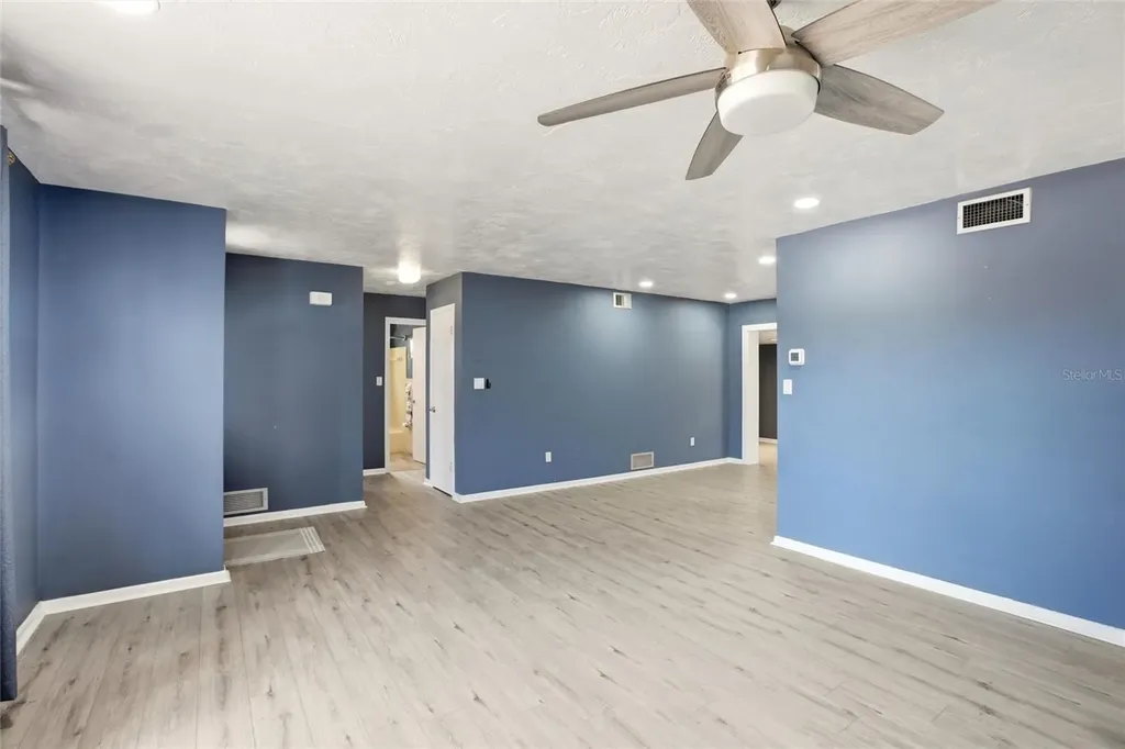 29739 68th Street N Clearwater FL 33761