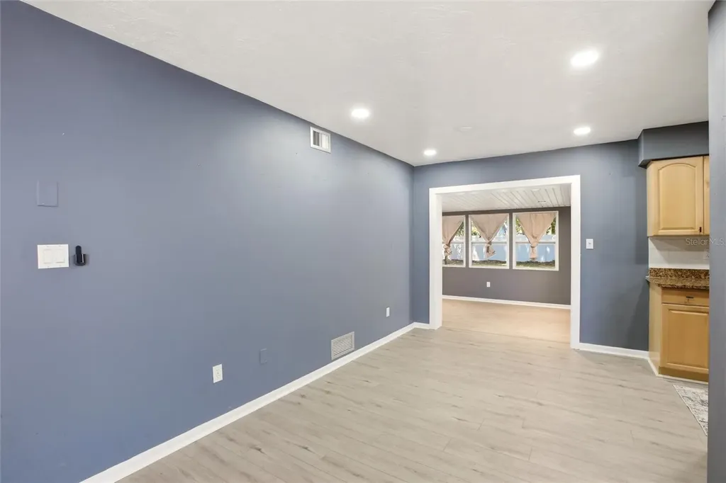29739 68th Street N Clearwater FL 33761