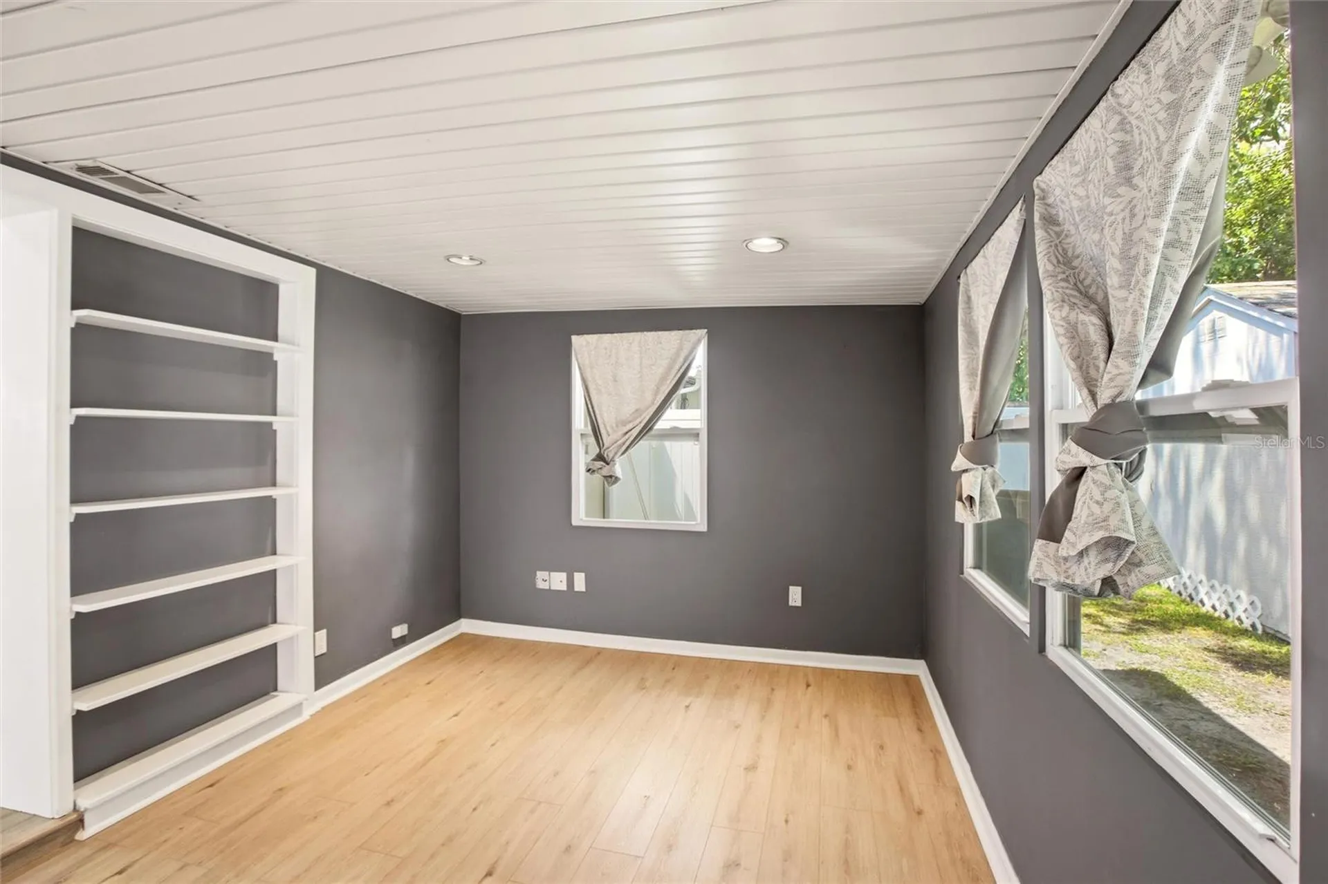 29739 68th Street N Clearwater FL 33761