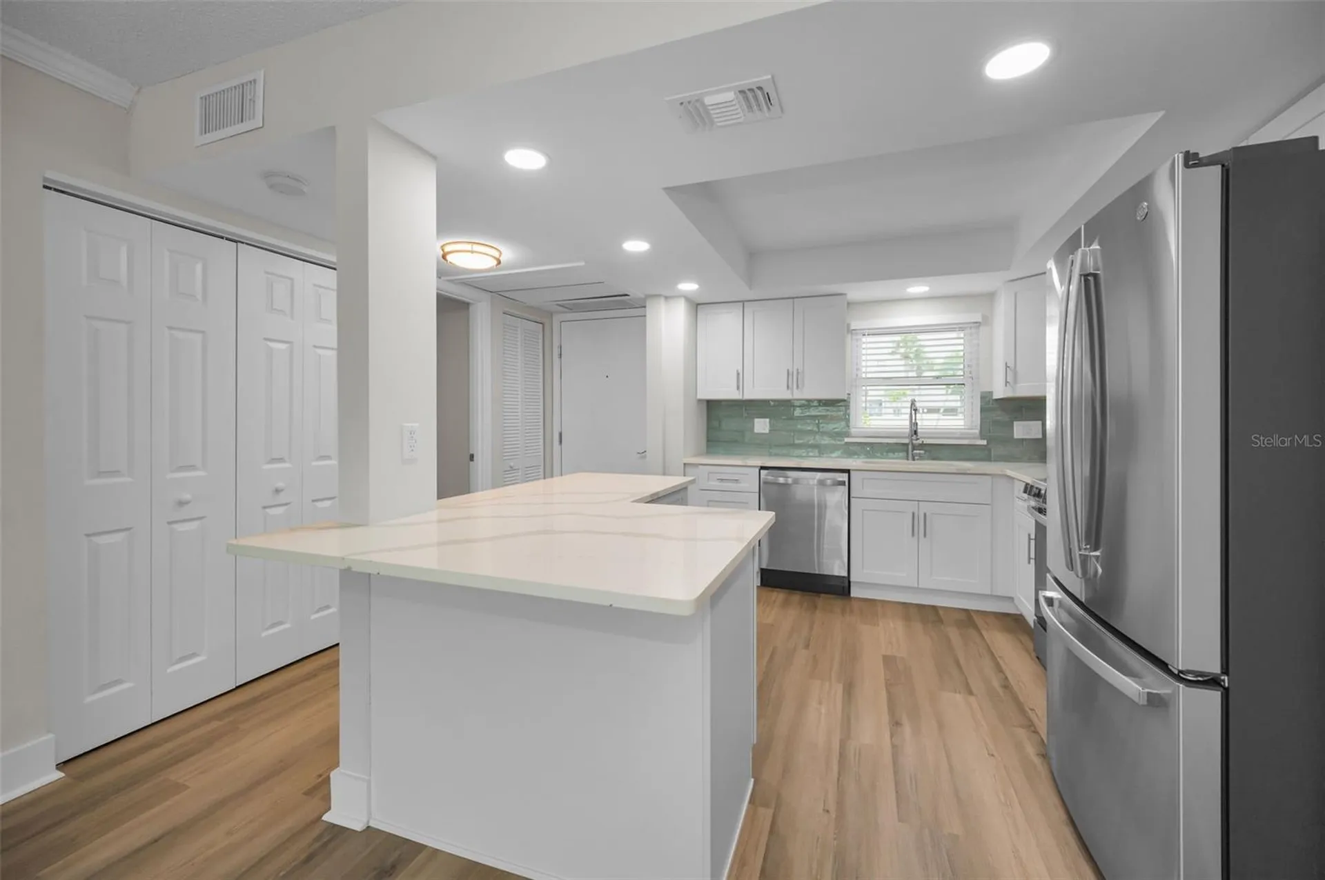 4650 Cove Circle St Petersburg FL 33708