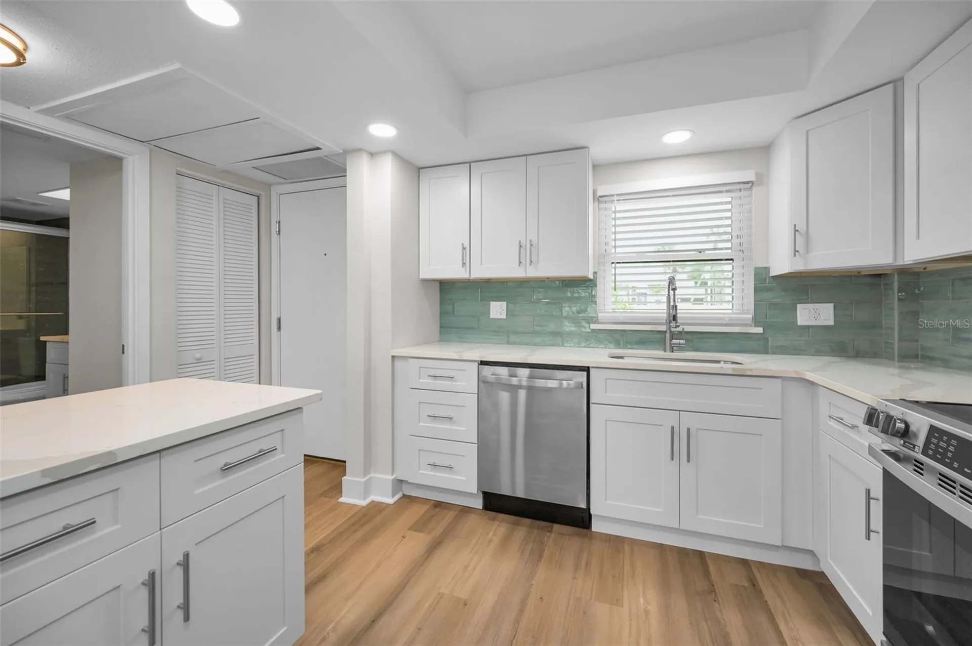 4650 Cove Circle St Petersburg FL 33708