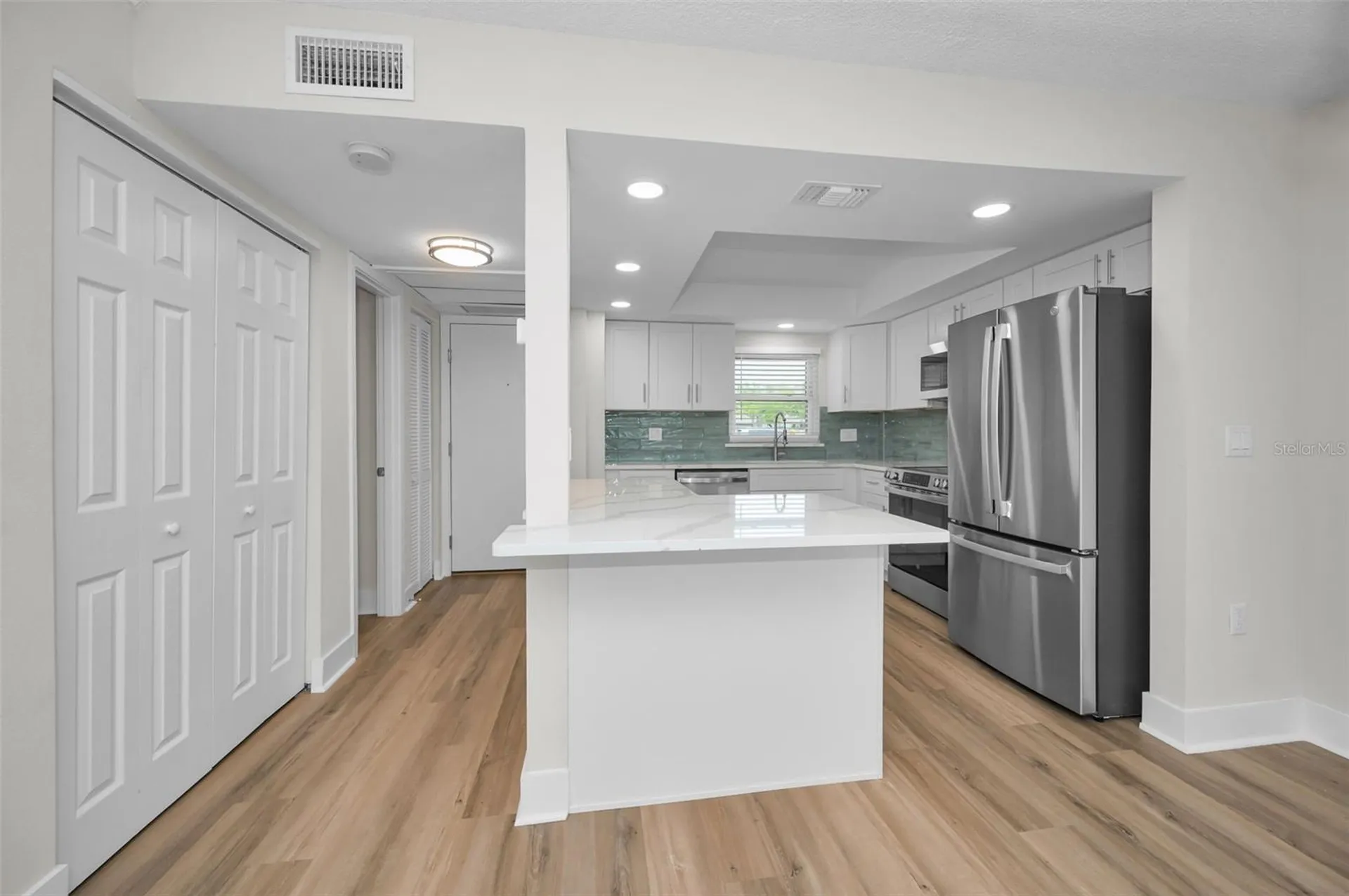 4650 Cove Circle St Petersburg FL 33708