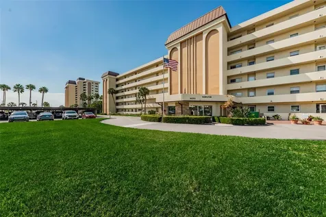 4650 Cove Circle St Petersburg FL 33708