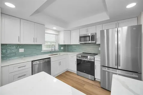 4650 Cove Circle St Petersburg FL 33708