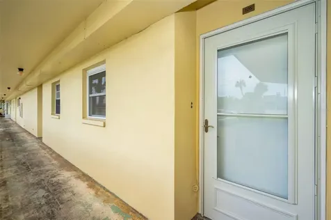 4650 Cove Circle St Petersburg FL 33708
