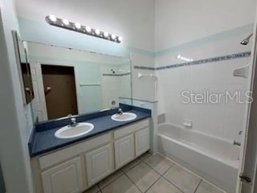 9812 Doriath Circle Orlando FL 32825
