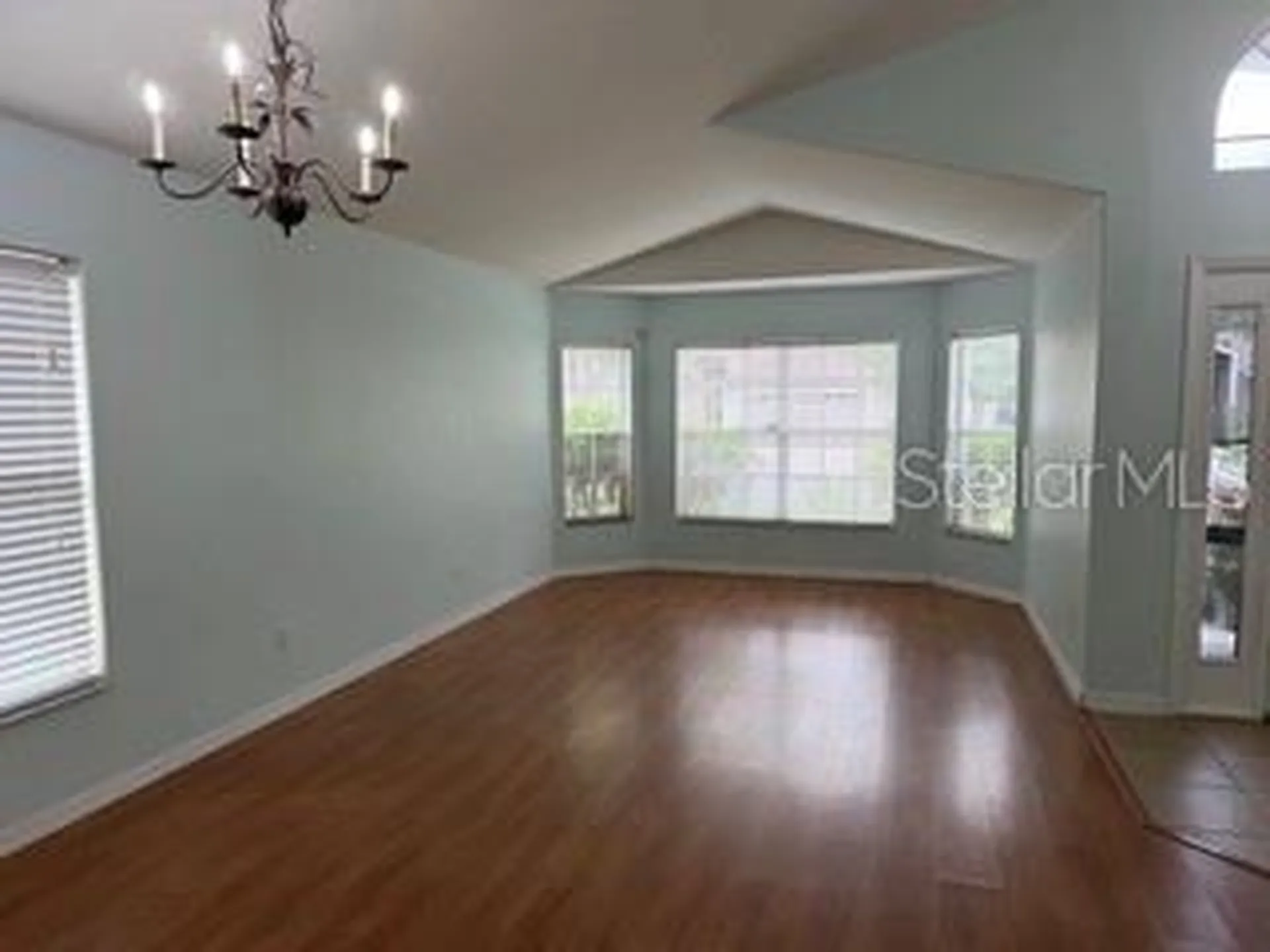 9812 Doriath Circle Orlando FL 32825
