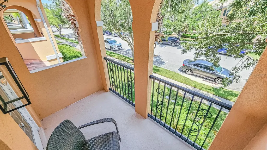 8523 Leatherleaf Lane Orlando FL 32827