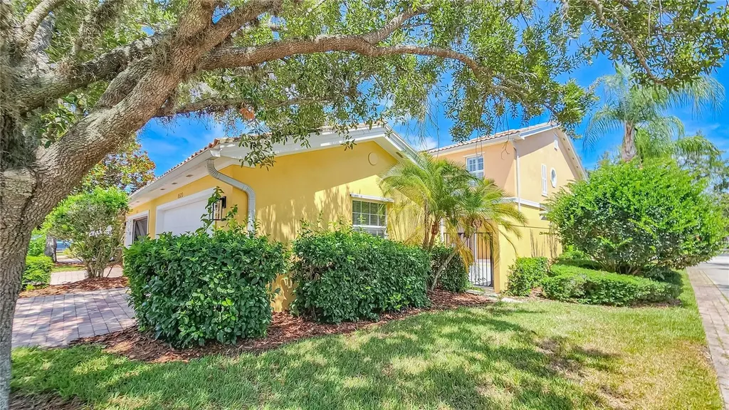 8523 Leatherleaf Lane Orlando FL 32827
