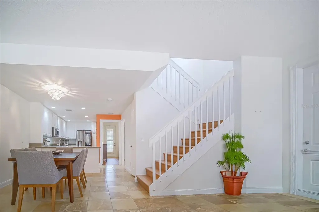 8523 Leatherleaf Lane Orlando FL 32827