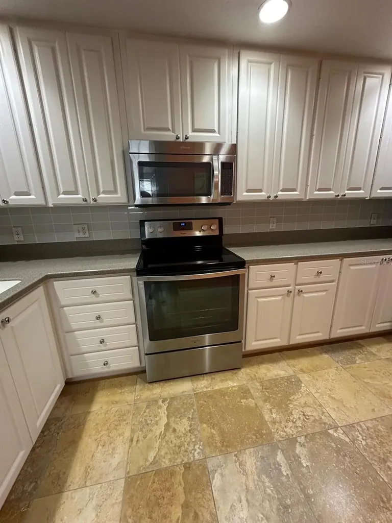 8523 Leatherleaf Lane Orlando FL 32827
